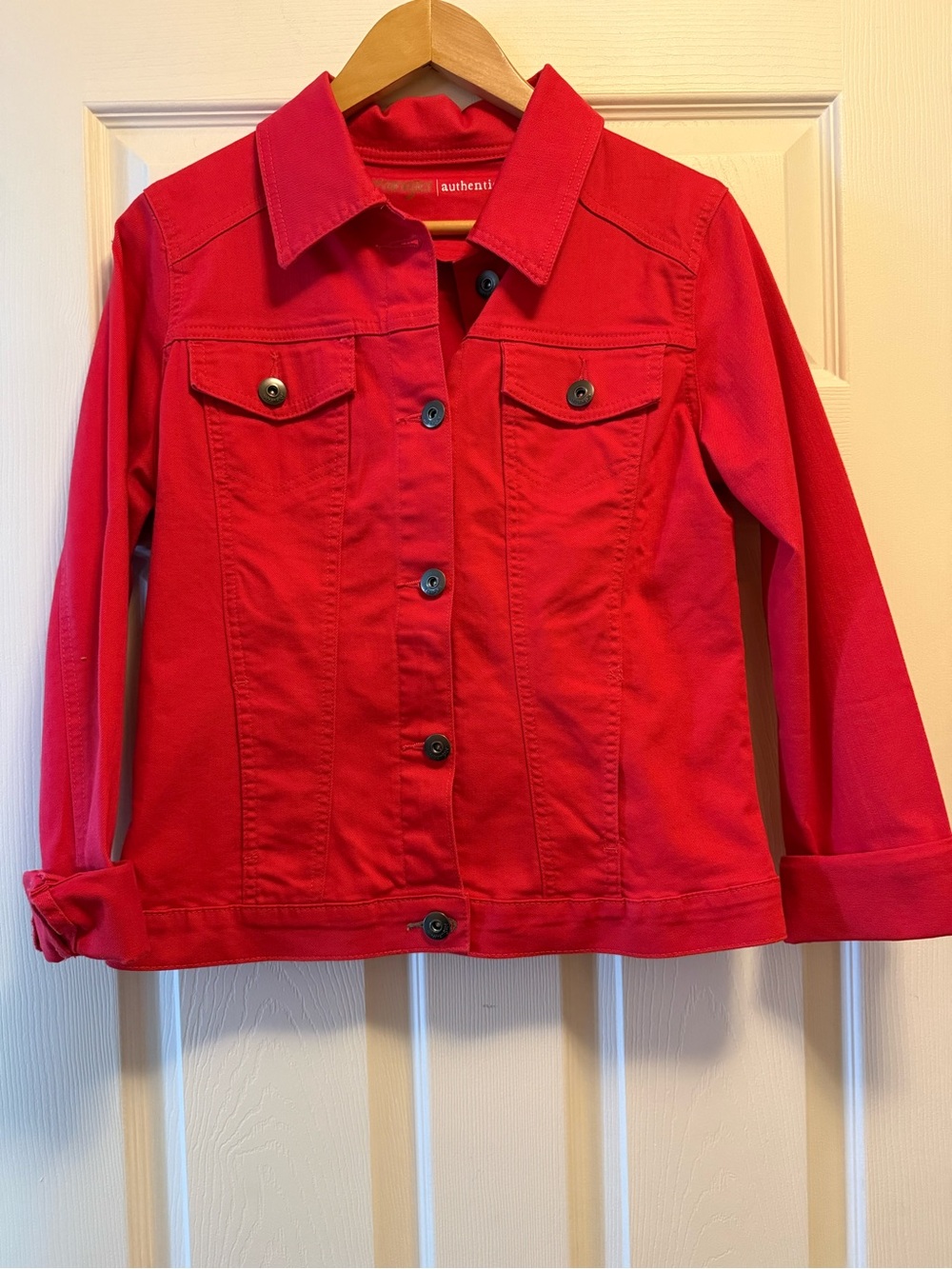 Wrangler Red Women’s Button-Up Jean Jacket size medium